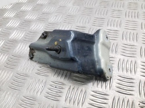 VW GOLF PLUS 5M1, 521 Kotflügelhalter vorne links 5M0821135 Diesel 34720338