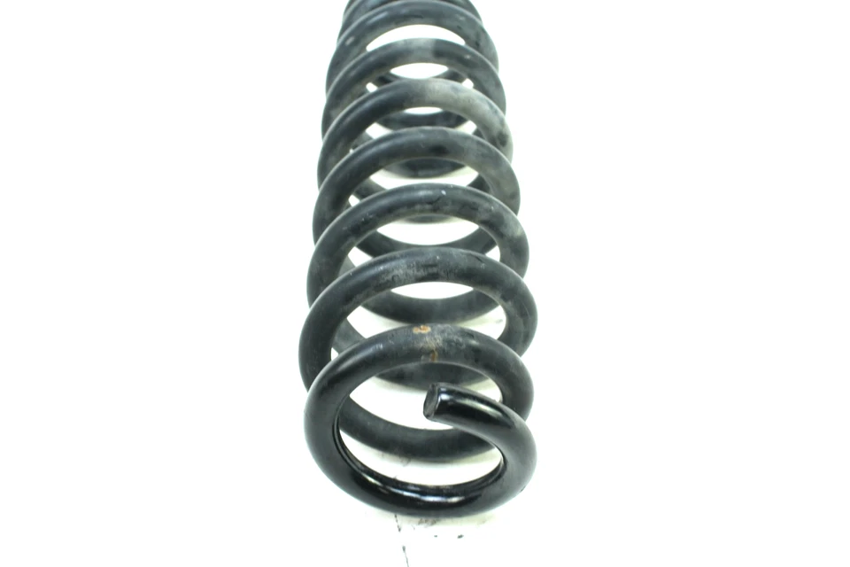 06-13 BMW 325i MUELLE HELICOIDAL TRASERO IZQUIERDO O DERECHO OEM Foto 2 de 4