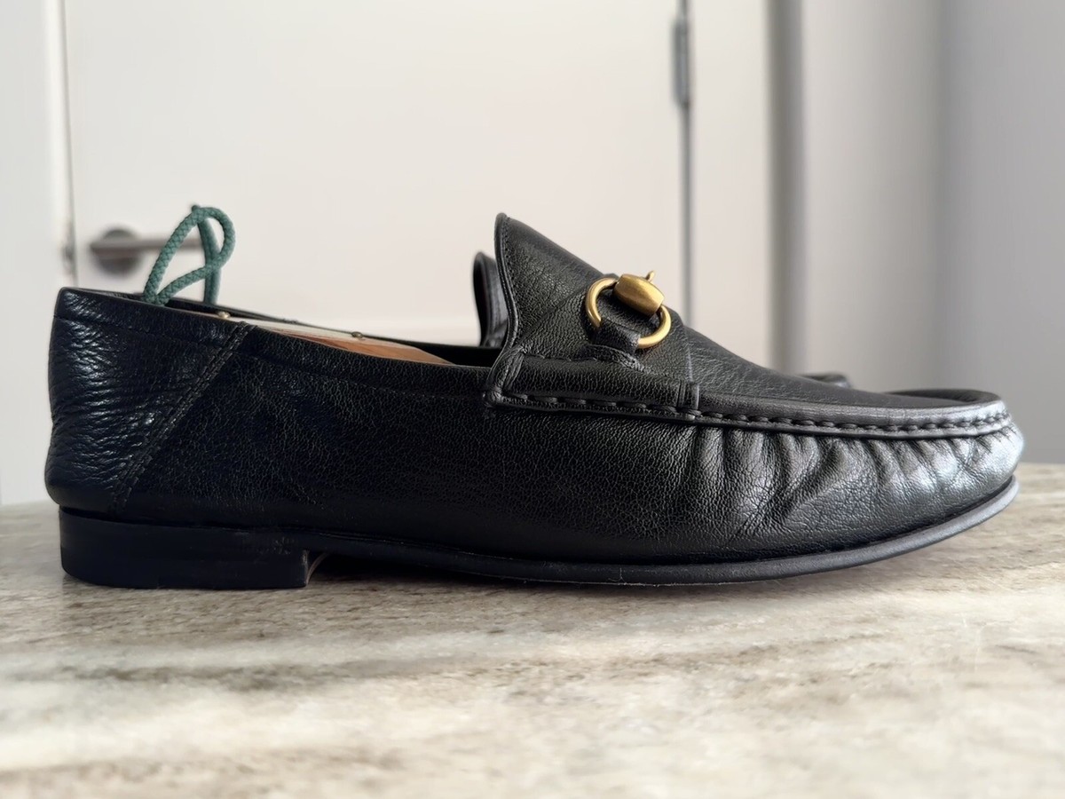 GUCCI Betis 1953 Black Leather Horsebit Loafers US 9 Gucci 8.5 Jordaan $1100 Gucci 1953 Horsebit Loafer Bee Embroidered Black Leather 8.5  main image 3