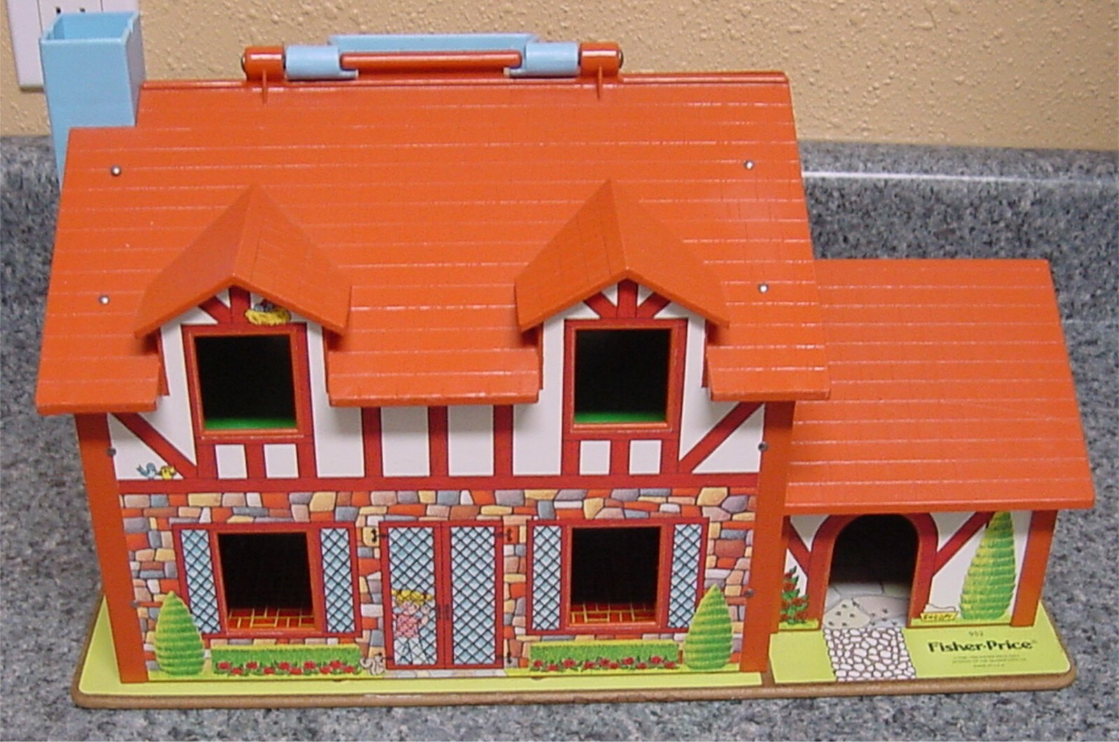 lot Vintage Fisher Price Tudor Little People Doll House FAMILY BABY