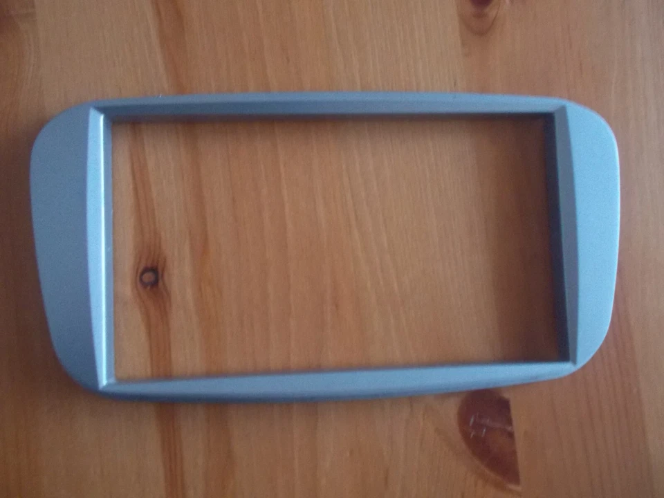 KIT AUTORADIO STEREO MASCHERINA 2DIN FORD FOCUS MK2 - Immagine 4 di 4