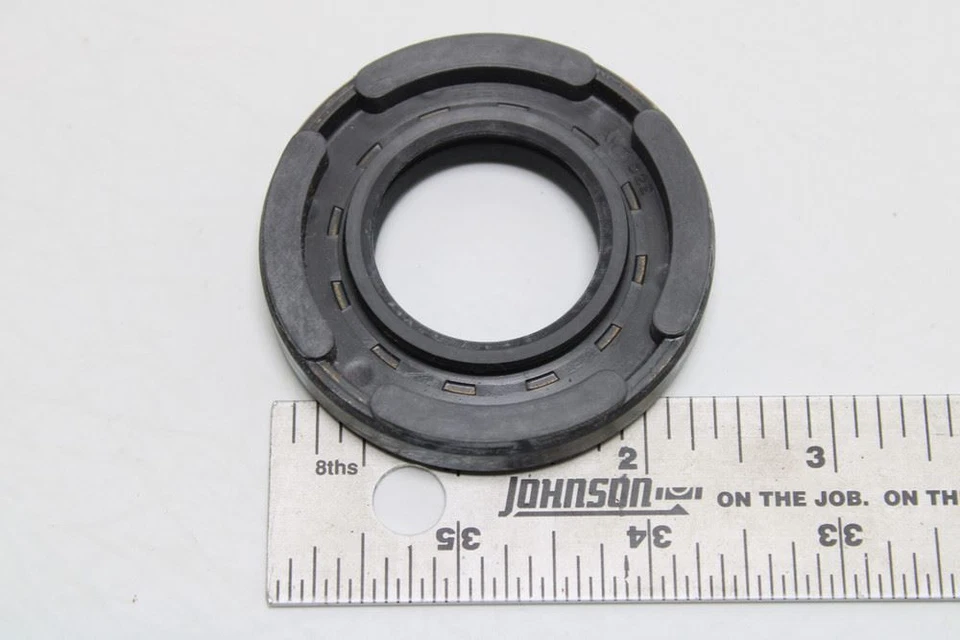 Kawasaki A1 A1-B A1-SS A7-SS 92056-001 OIL SEAL CRANKSHAFT - Image 2 of 3