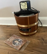 RCW Richmond Cedar Works 5 Qt. Ice Cream Freezer Maker EUC!
