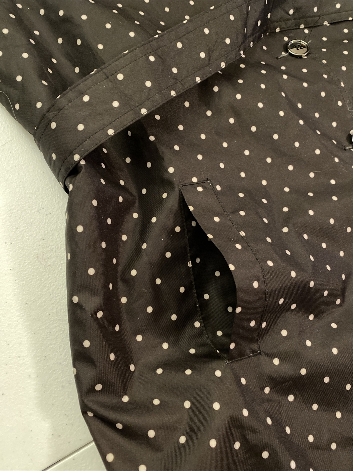 Capelli New York Belted Raincoat Size L Pit To Pit 24” L 37”