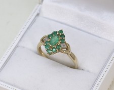 9k yellow gold emerald and diamond vintage ring Size P 1/2 hallmarked 9ct Gold