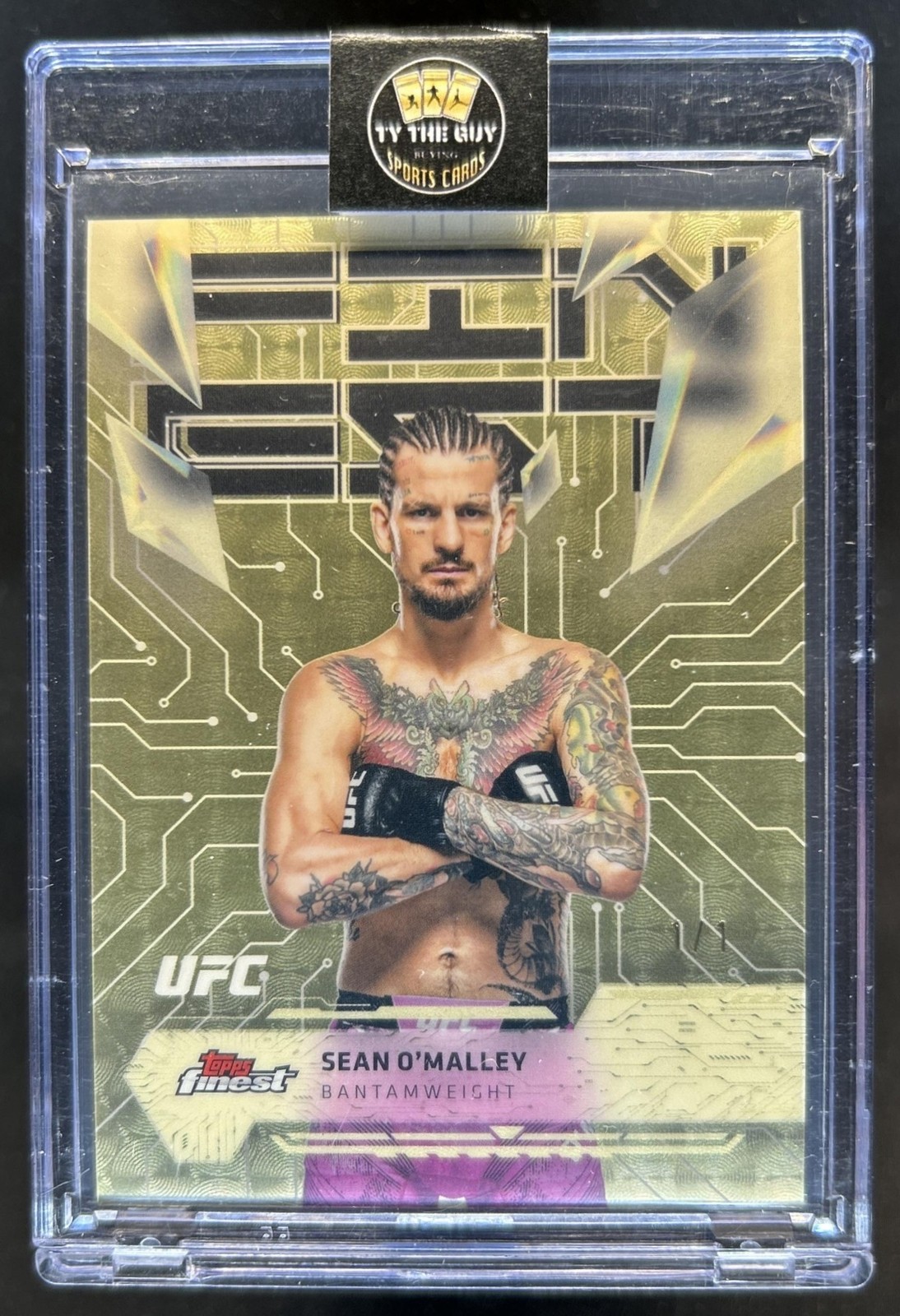 2025 Topps UFC Finest Sean O'Malley SuperFractor Uncommon #1/1 view 1
