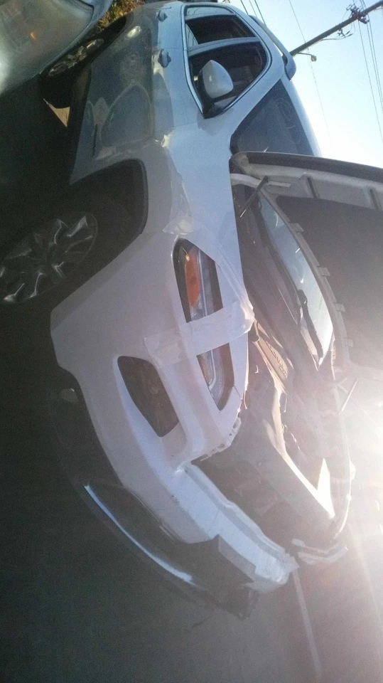 2015 Jeep Cherokee Automatic Transmission Assembly 121K Miles OEM 4WD - Image 2 of 4