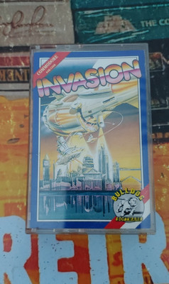Invasion (Bulldog 1987) Commodore 64 (Tape, Manual, Box) works 8-bit classic C64