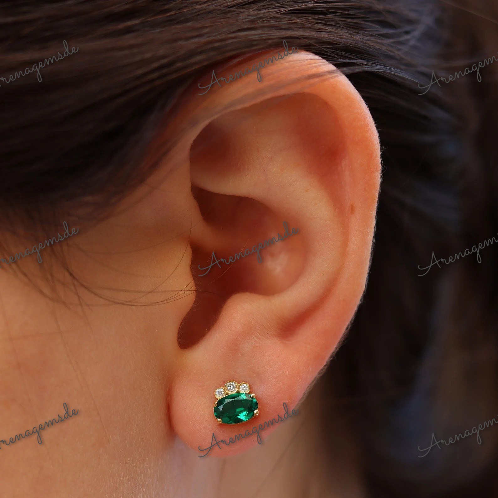 Pendiente Sencillo Stud Oval Verde Esmeralda Natural Plata 925