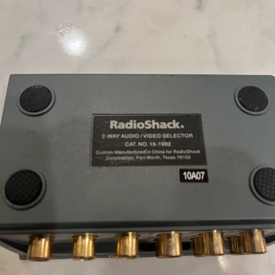Radio Shack 15-1982 2-Way Audio/Video Selector Tested - Image 3 of 3