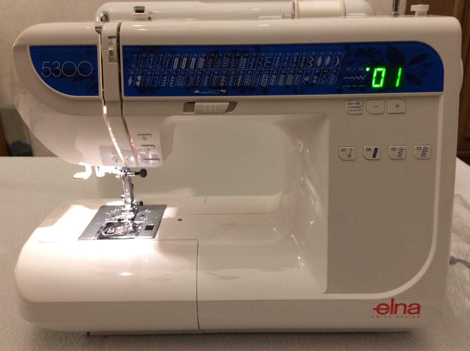 Nähmaschine Elna 5300, ComputerNähmaschine, Profi, w. neu + Mega