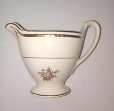 Vtg. Homer Laughlin Georgian Eggshell Creamer...