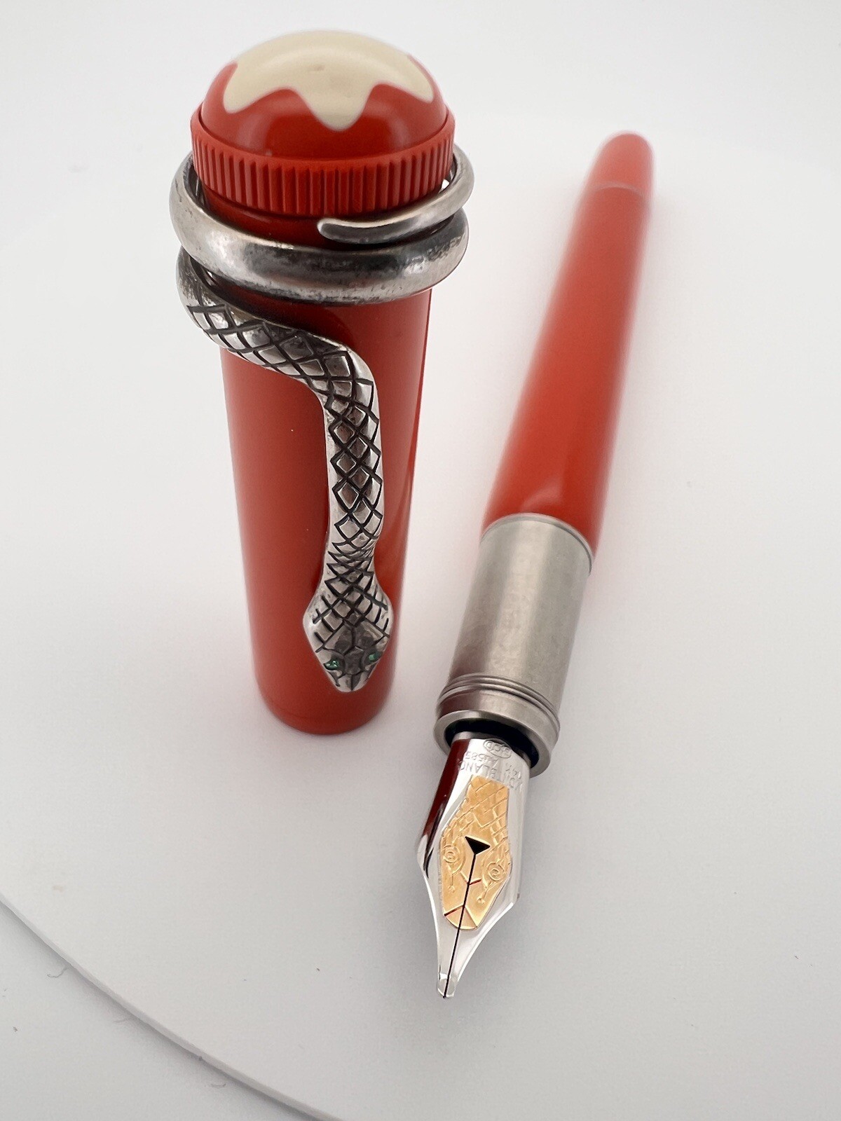 MONTBLANC Heritage CollectionCoral Snake Special Edition Fountain Pen 14k Nib eBay