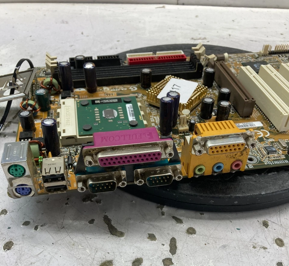 GIGABYTE GA-7ZXE Motherboard AMD Sempron   NO HDD - Image 2 of 4