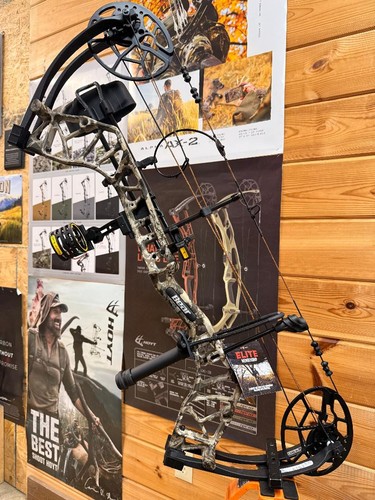 New 2026 Bear Archery Legit Maxx Whitetail RH 5-70lb RTH Bow PIC MOUNT PACKAGE