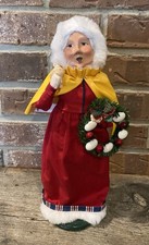 Byers Choice Nautical Mrs. Claus Figurine Caroler Christmas 2019