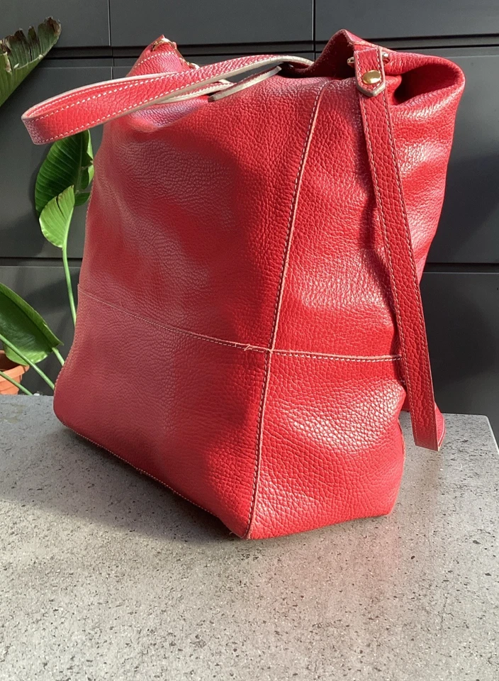 Genuine Red Leather Unstructured Double Handled Shoulder Bag, Farenella, Italy - Image 3 of 4