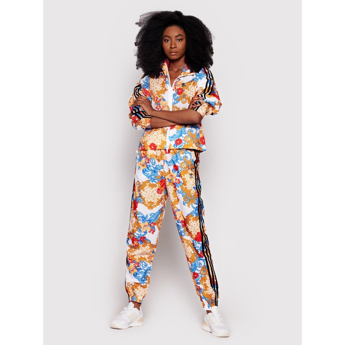 adidas 花柄 フード付きジャケット Adidas Womens Jardim Agharta Farm Firebird Trefoil Track Jacket