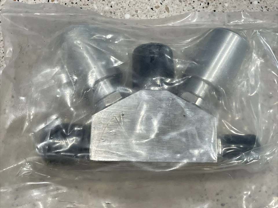 NEW Parker / Veriflo 45200266 flow control valve 151919  945YAOPLPNCSFSFFM4902 - Image 4 of 4