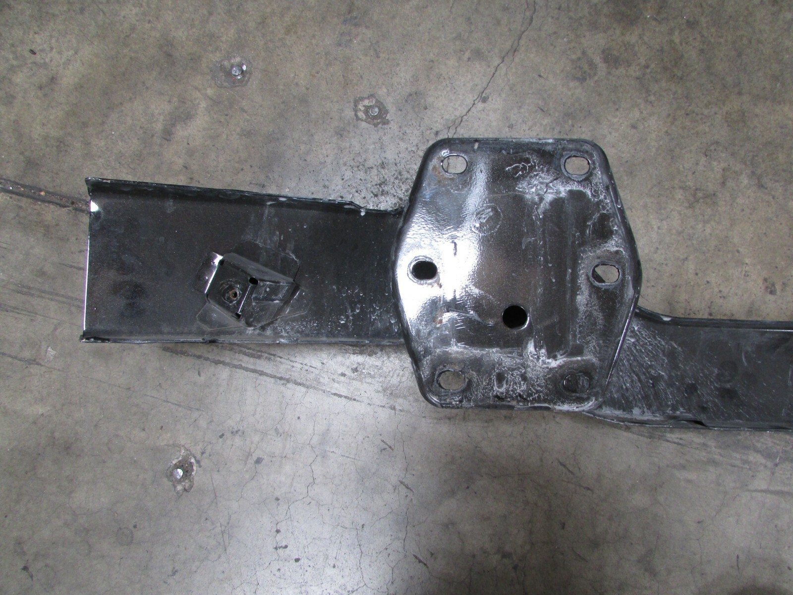 Maserati Quattroporte, Bumper Reinforcement w/out Upper, Used, P/N 980139714