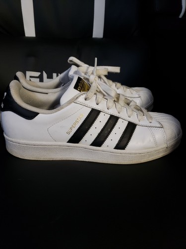 Adidas Superstar | Mens Size 9 | White 