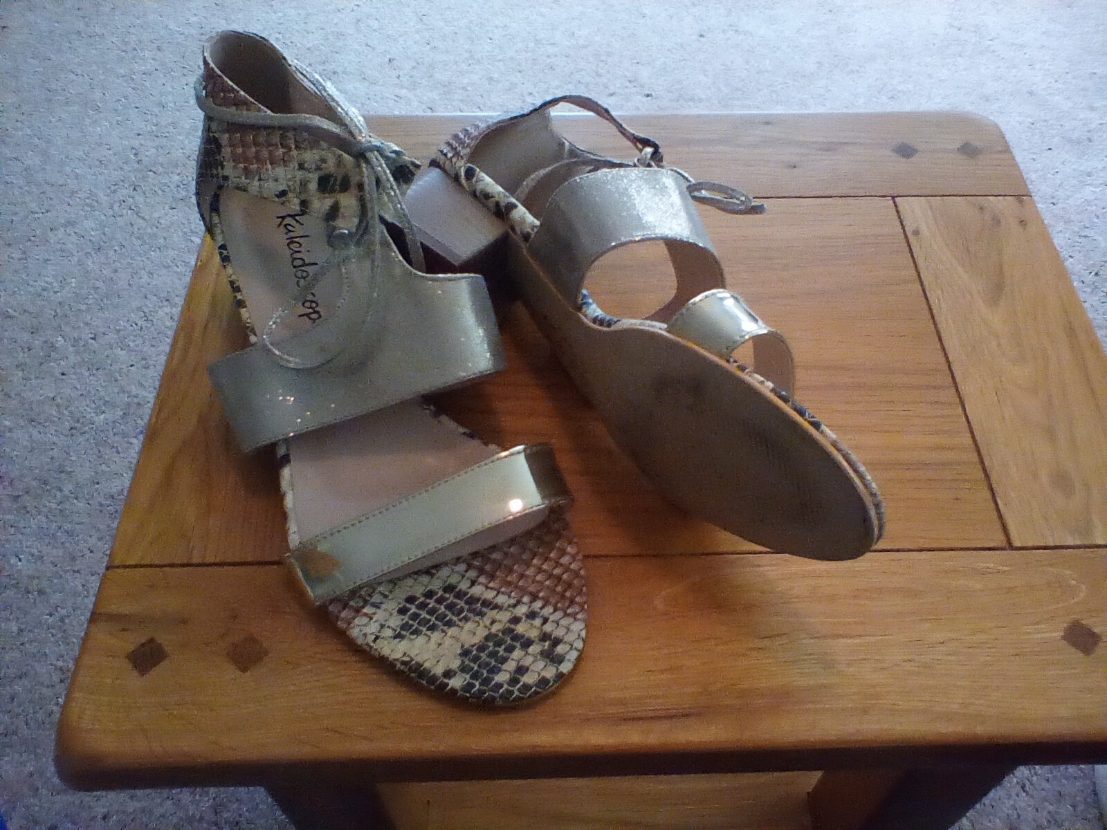 APL Sandali Caleidoscopio stampa oro e serpente con zeppa tacco misura 5