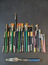 31 ASSORTED VINTAGE ARTIST PAINT BRUSHES, ESTATE LOT Multiple Brands 9