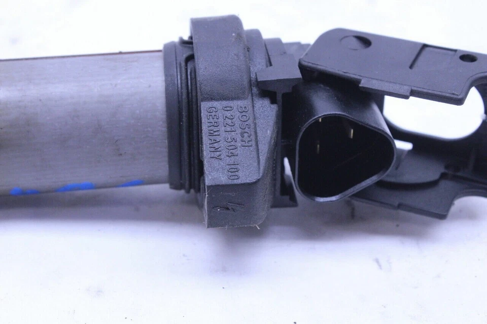 BMW 330i 2005 bobina de encendido encendedor OEM usado Foto 2 de 4