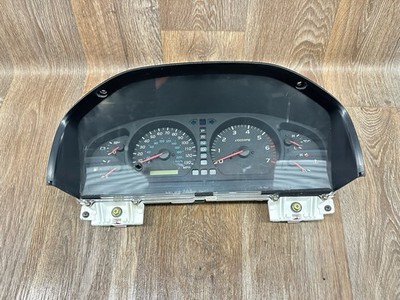 2000-2002 Toyota Landcruiser w Skid Control speedometer cluster