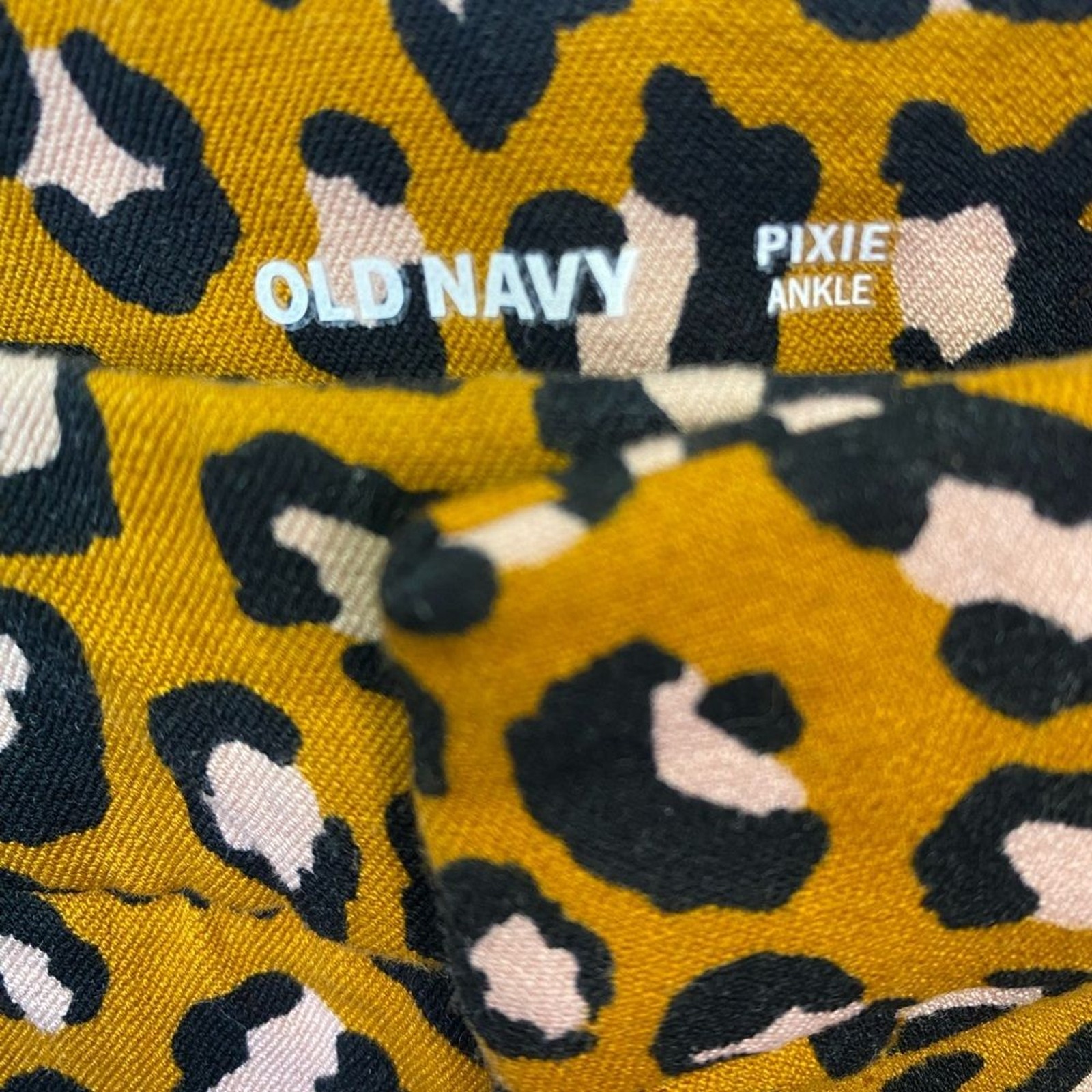 Old Navy Leopard Print Pixie Ankle Pants - Black,… - image 2