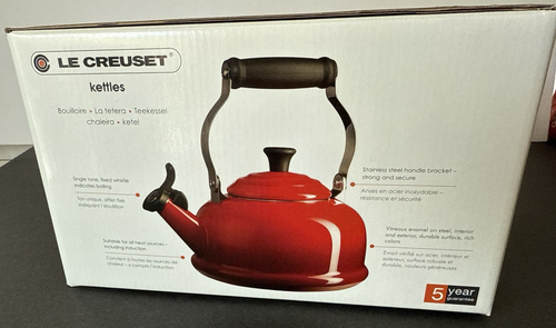 NEW! LE CREUSET Whistling Tea Kettle with Metal Finishes 1.7 qt. Caribbean BLUE - Picture 6 of 9