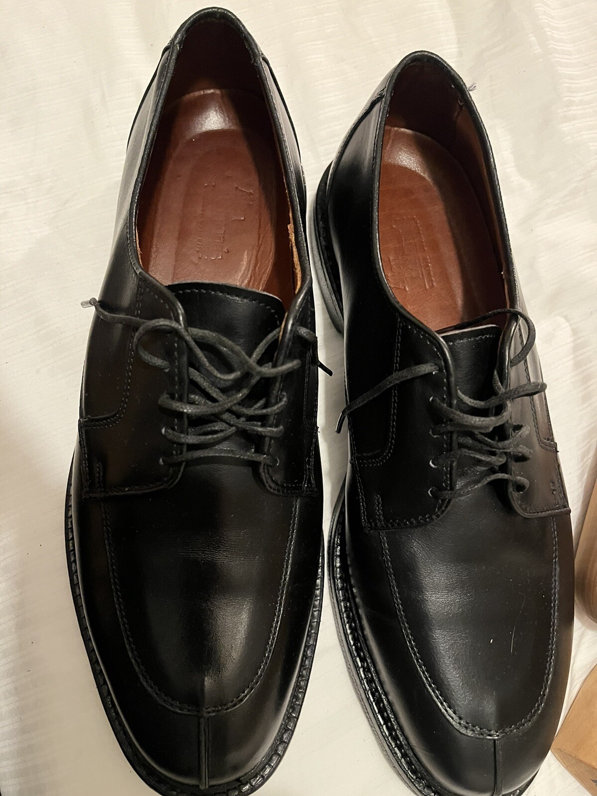 SAOLA Allen Edmonds Comport punta spaccata nera nera taglia 9 5 B con ottime condizioni