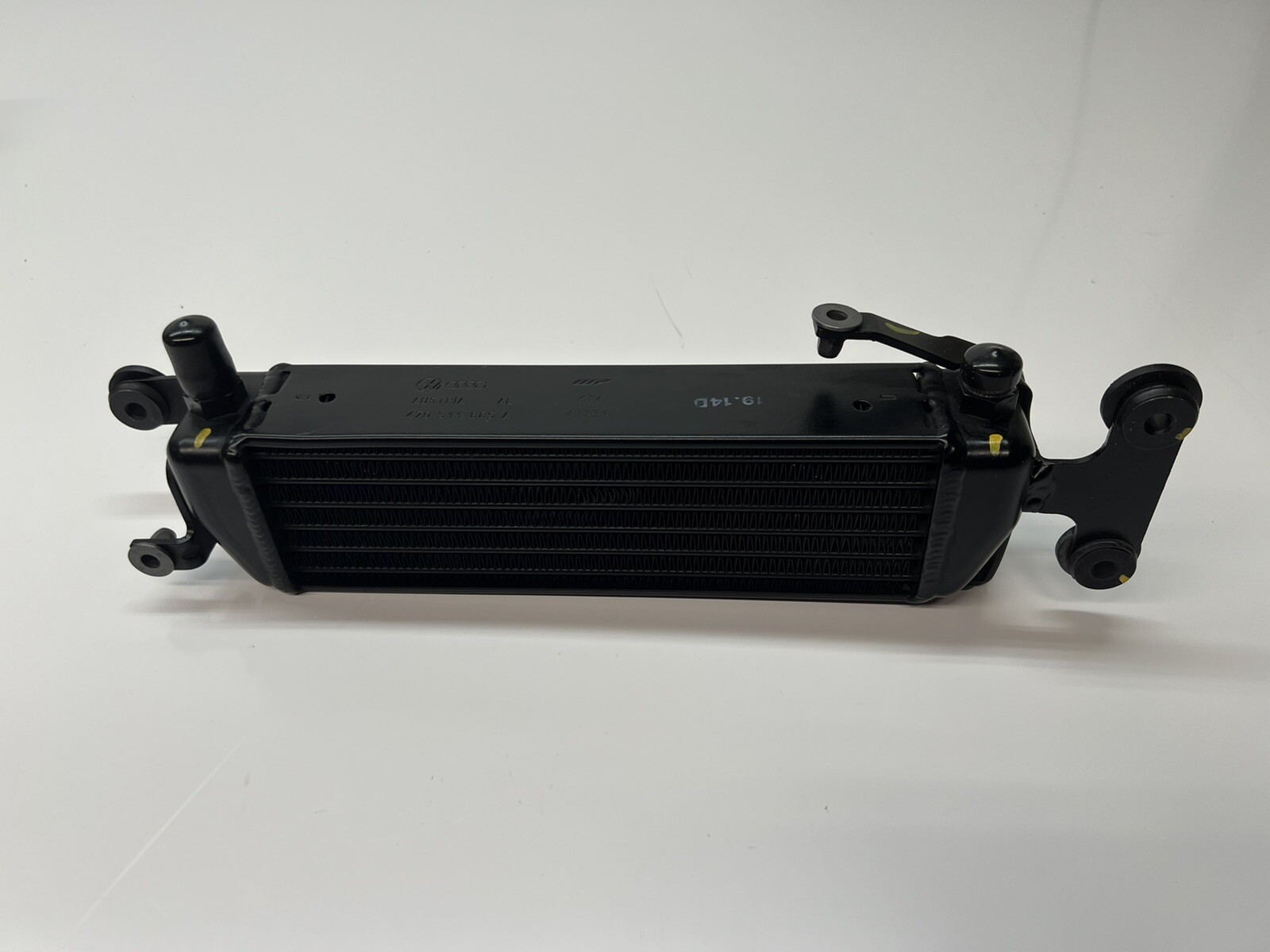 LAMBORGHINI AVENTADOR LP700 LP720 OIL COOLER OEM 470511885A