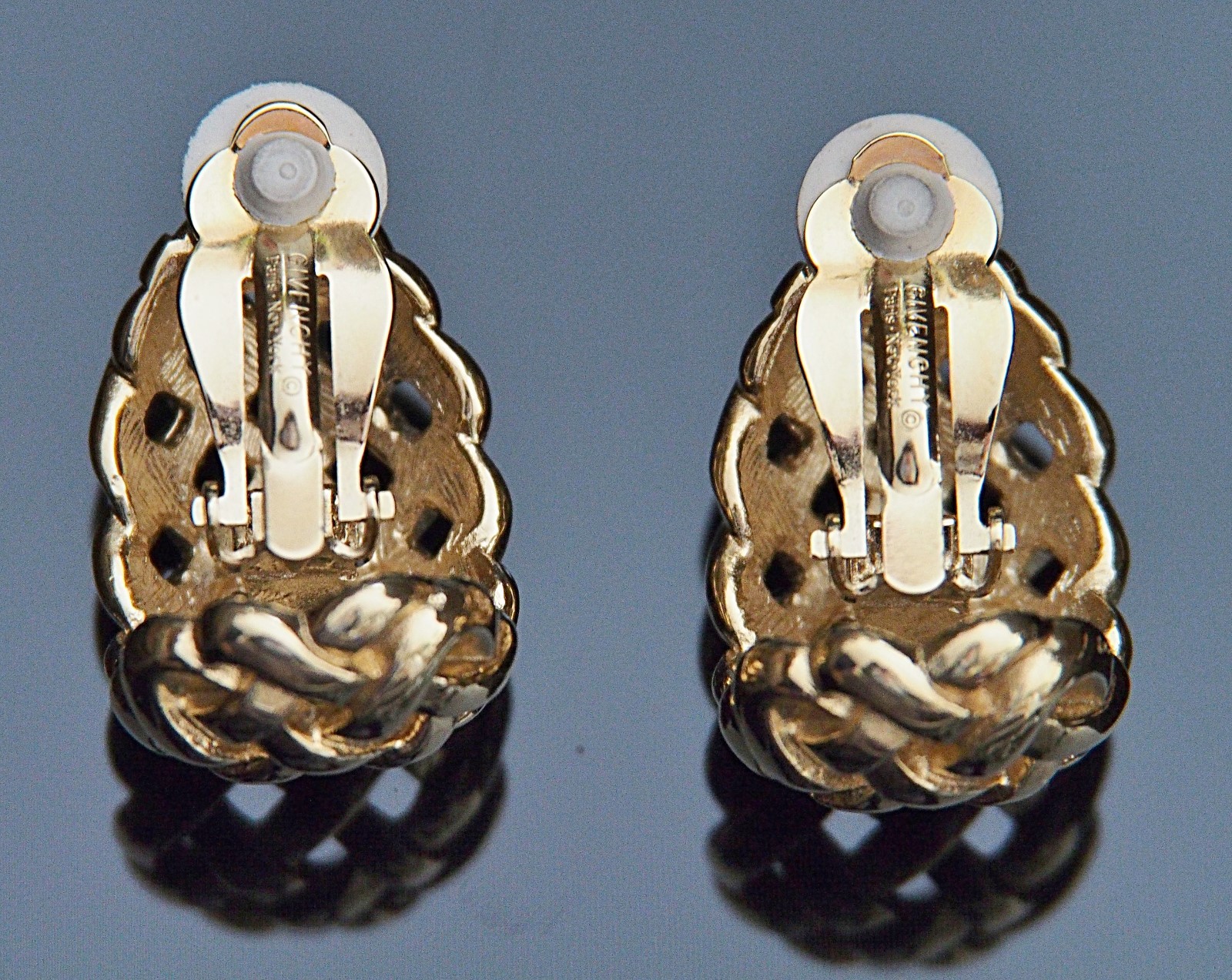 GIVENCHY Vintage Gold Tone Clip On Earrings thumbnail 2