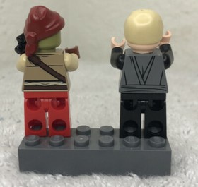 Lego Star Wars 9496 Minifigures Luke and Kithaba w/ Blaster | Desert Skiff