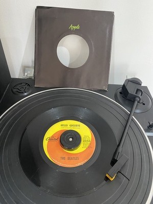 THE BEATLES - HELLO GOODBYE/I AM THE WALRUS