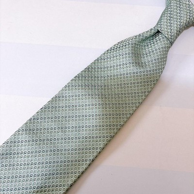 GUCCI Krawatte Tie All over G Logo Muster 100% Seide Pastellgrün Made in Italy
