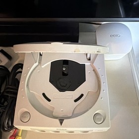 SEGA Dreamcast White Home Console Bundle w/ Controller, Memory Unit, AV Cables