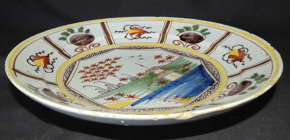 Assiette DELFT fin 18ème : Joli décor polychrome - Photo 4/4