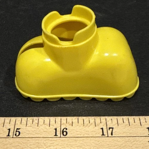 Fisher Price Vintage Little People Yelllow Saddle Piece for Castle #993