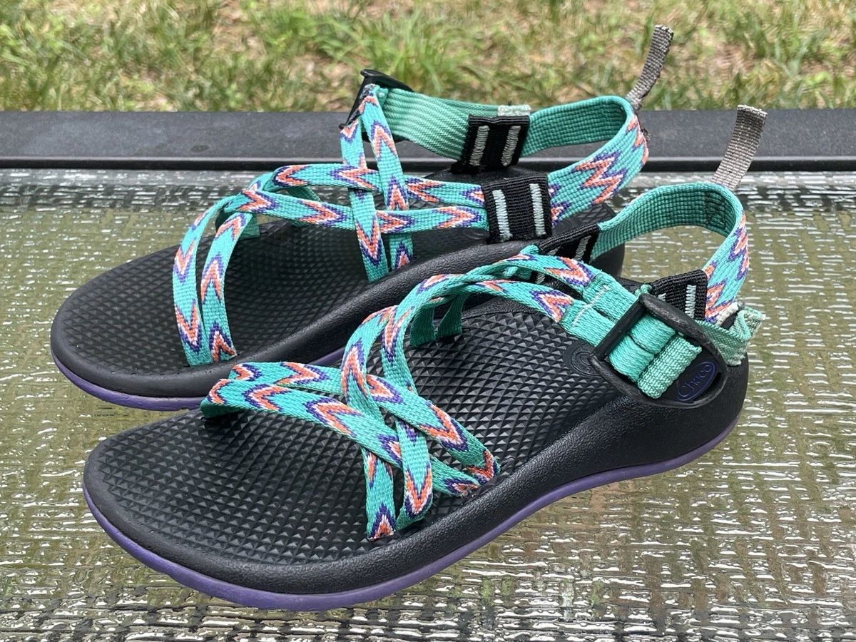 Chacos for hotsell boys