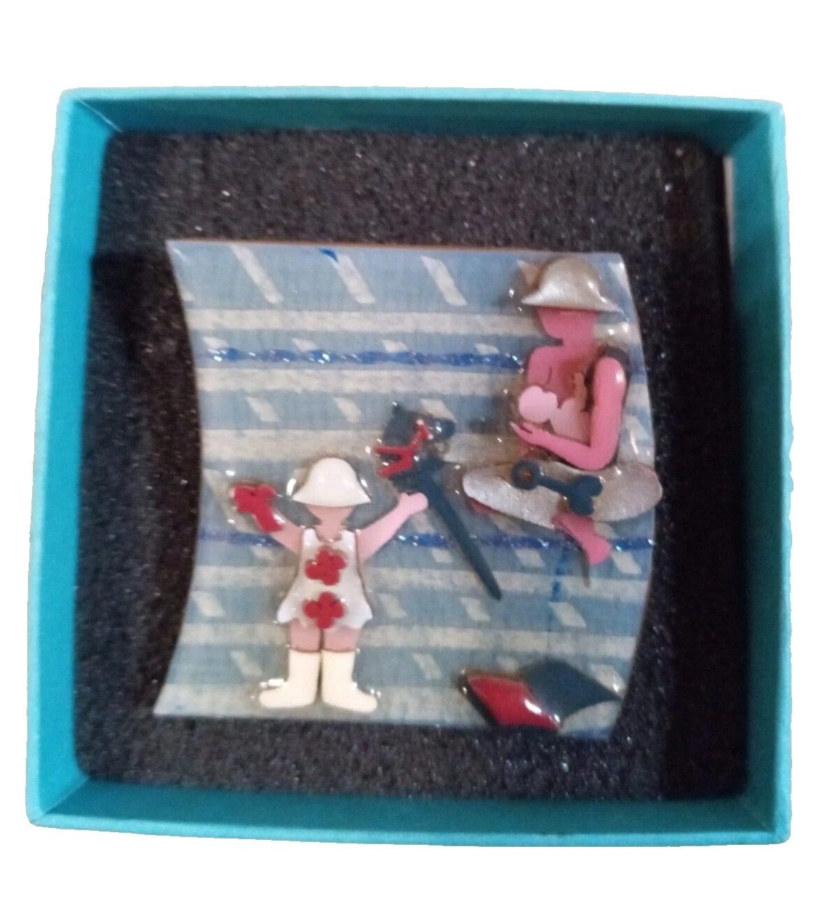 Acrylic Handcrafted Brooches & Pins