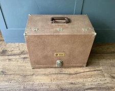 VINTAGE PACHMAYR SURE GRIP GUN CASE 4 HANDGUN PISTOL RANGE W/INSERT (NO KEY)