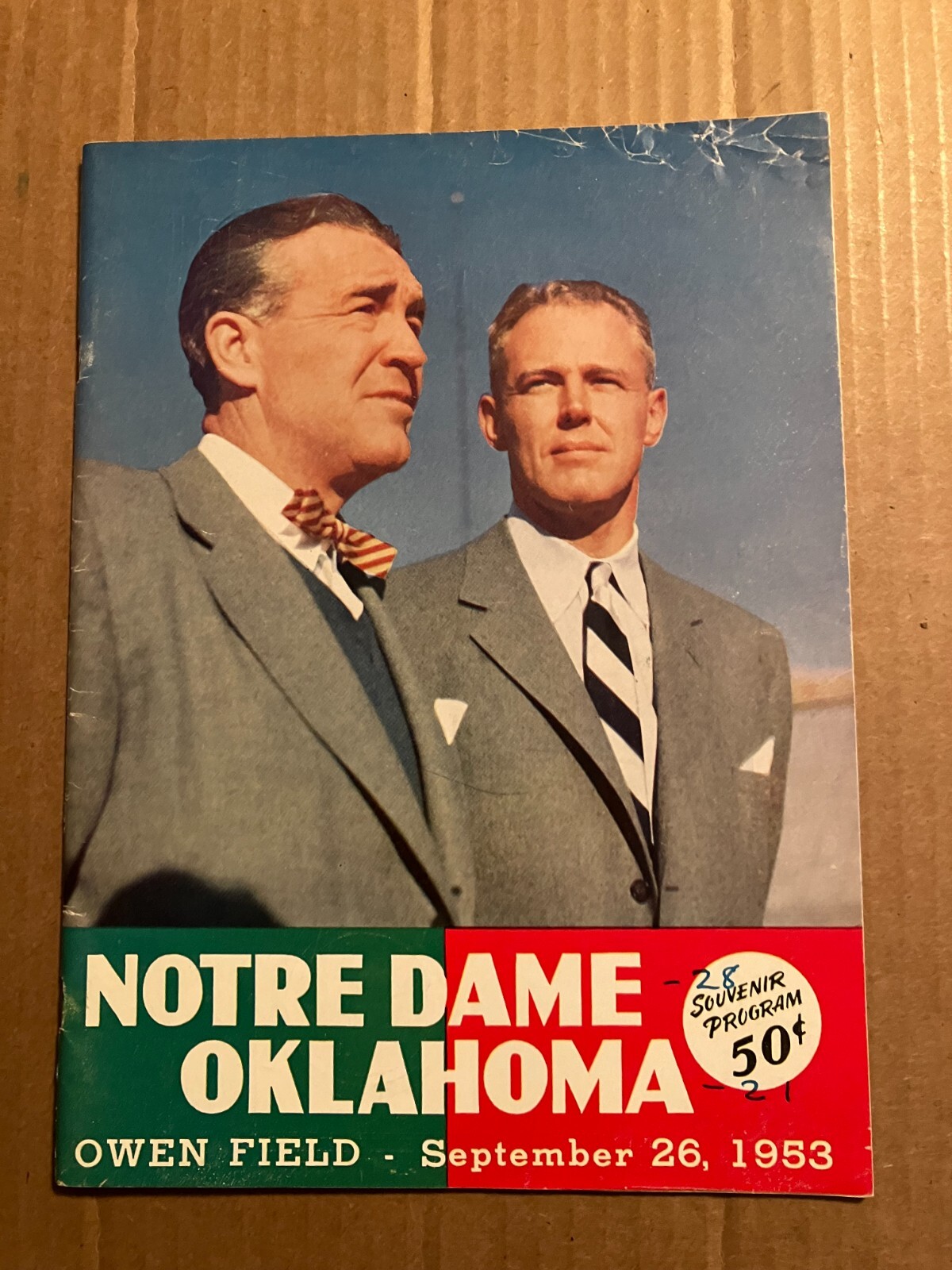1953 COLLEGE FOOTBALL SOUVENIR PROGRAM NOTRE DAME at OKLAHOMA, SEPT 26