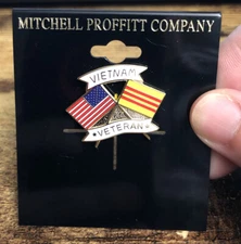 New on Card Mitchell Proffitt Co Vietnam Veteran Pin Star White Military 
