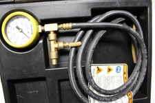 Snap-on Tools Mt337b Fuel Injection Pressure Gauge Test Set Pb149 Case Usa