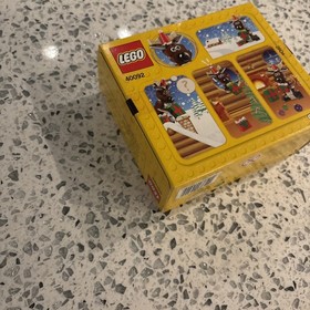 LEGO Seasonal VIP 40092 Reindeer New Factory Sealed 7+ 139pcs Retired