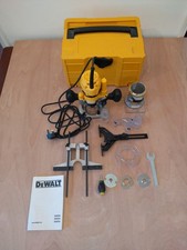 DeWalt D26204 Plunge & Fixed Base 1/4" Router Kit - 900W, 240V + Systainer Case