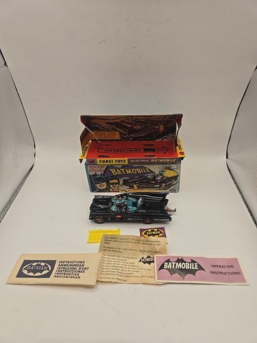 Corgi Model Club Batmobile 2024, Ristampa N.267 Nero Opaco, Scala 1:50, Edizione Esclusiva