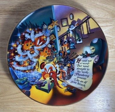 THE GREAT CHRISTMAS CAPER - Warner Bros. Gallery Collector's Edition Plate #1101